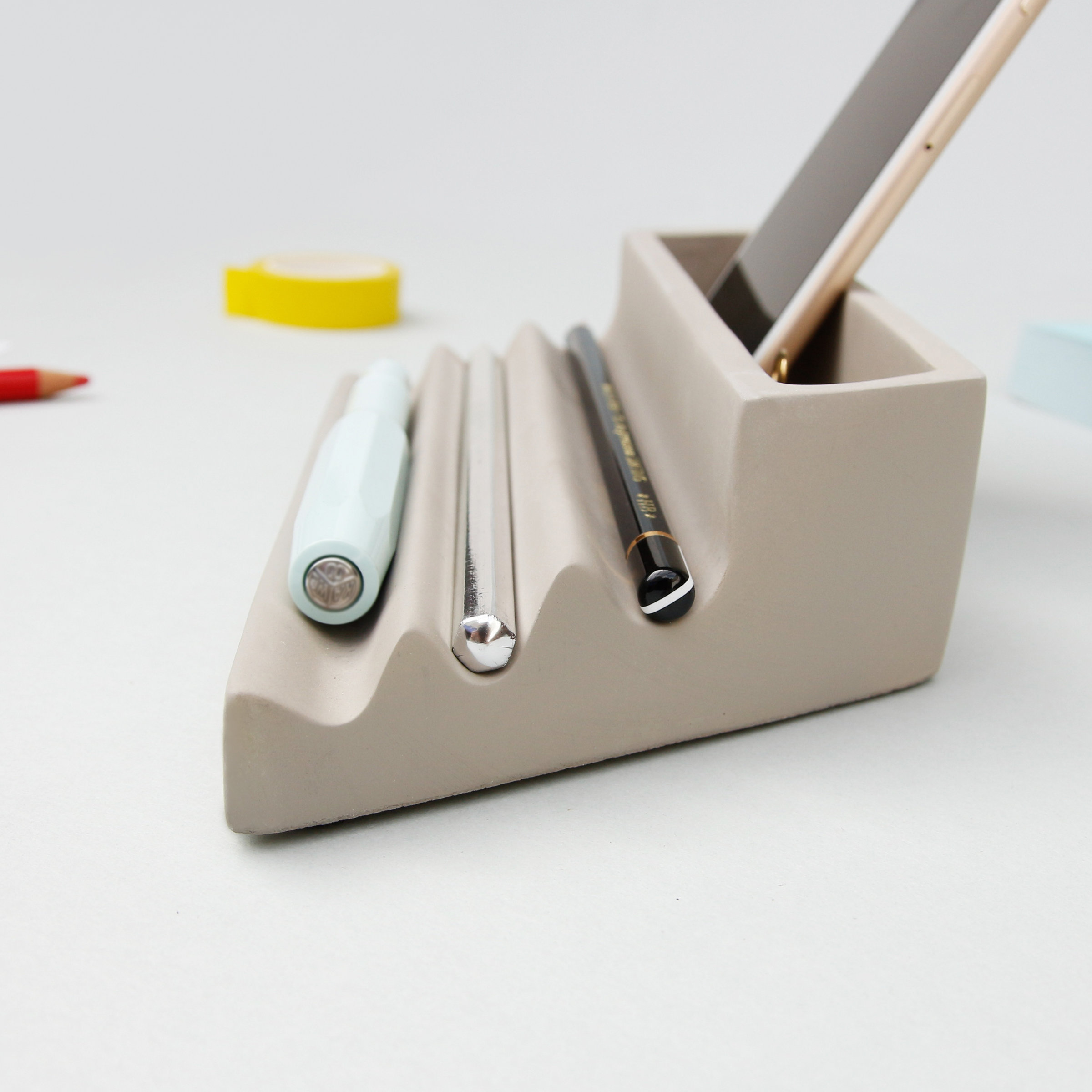 Concrete Pen Tray – LEAD TIN